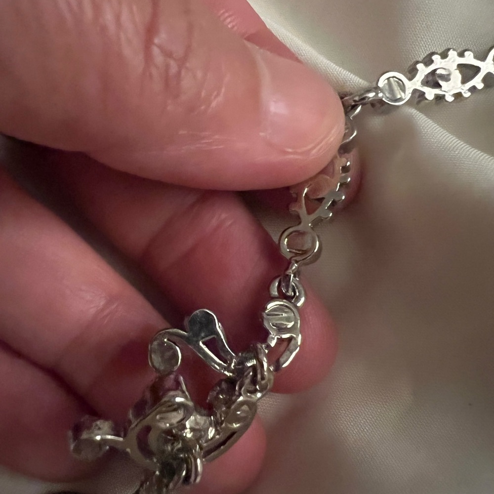 Beautiful Statement Necklace With Rhinestones - image 7